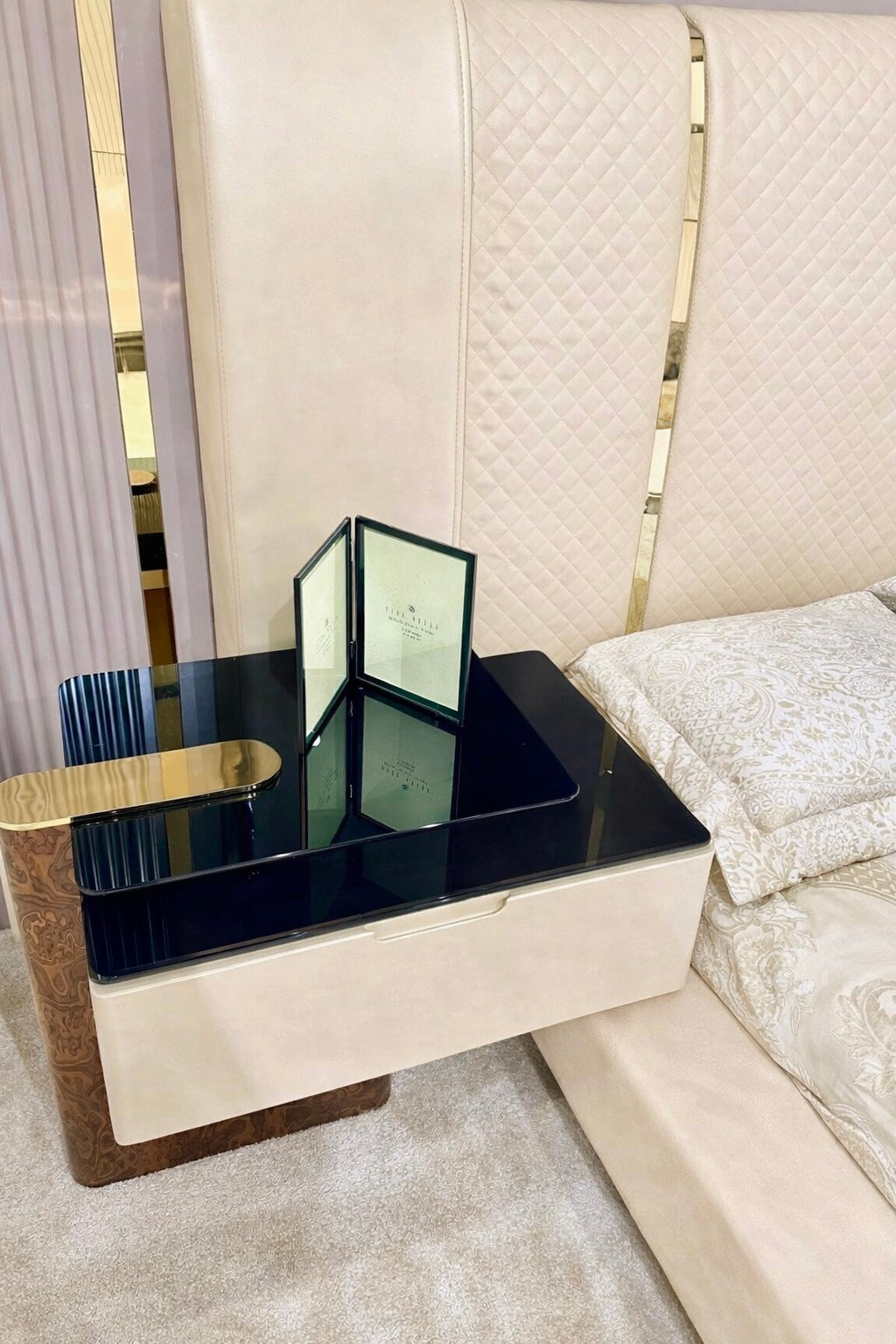 FLORANSA Bedroom set
