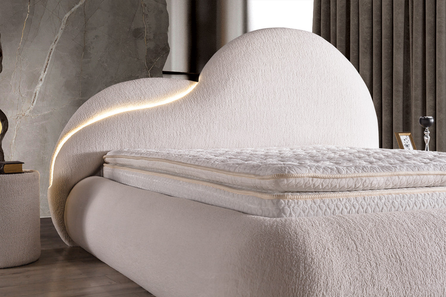 ATLANTIC BED + ATLANTIC MATRESS