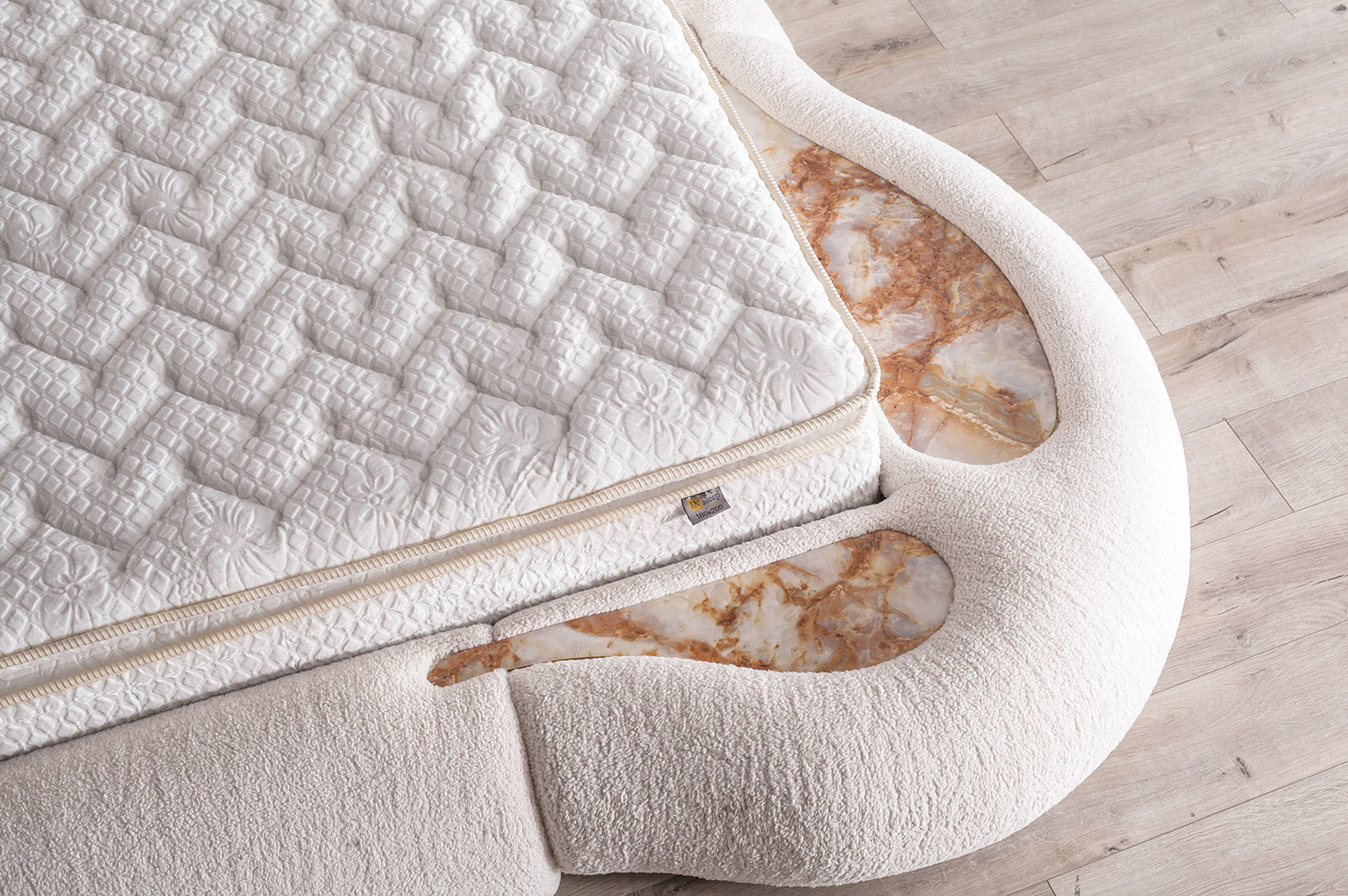 ATLANTIC BED + ATLANTIC MATRESS