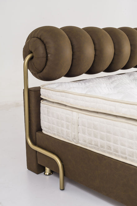 TITANIC BED + TITANIC MATRESS